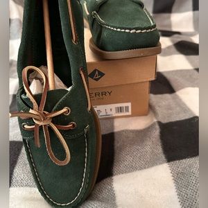 Sperry topsiders in dark green suede. Brand new in box.
